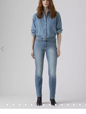 Levi's 314 Shaping Straight Light Blue Women's Jeans